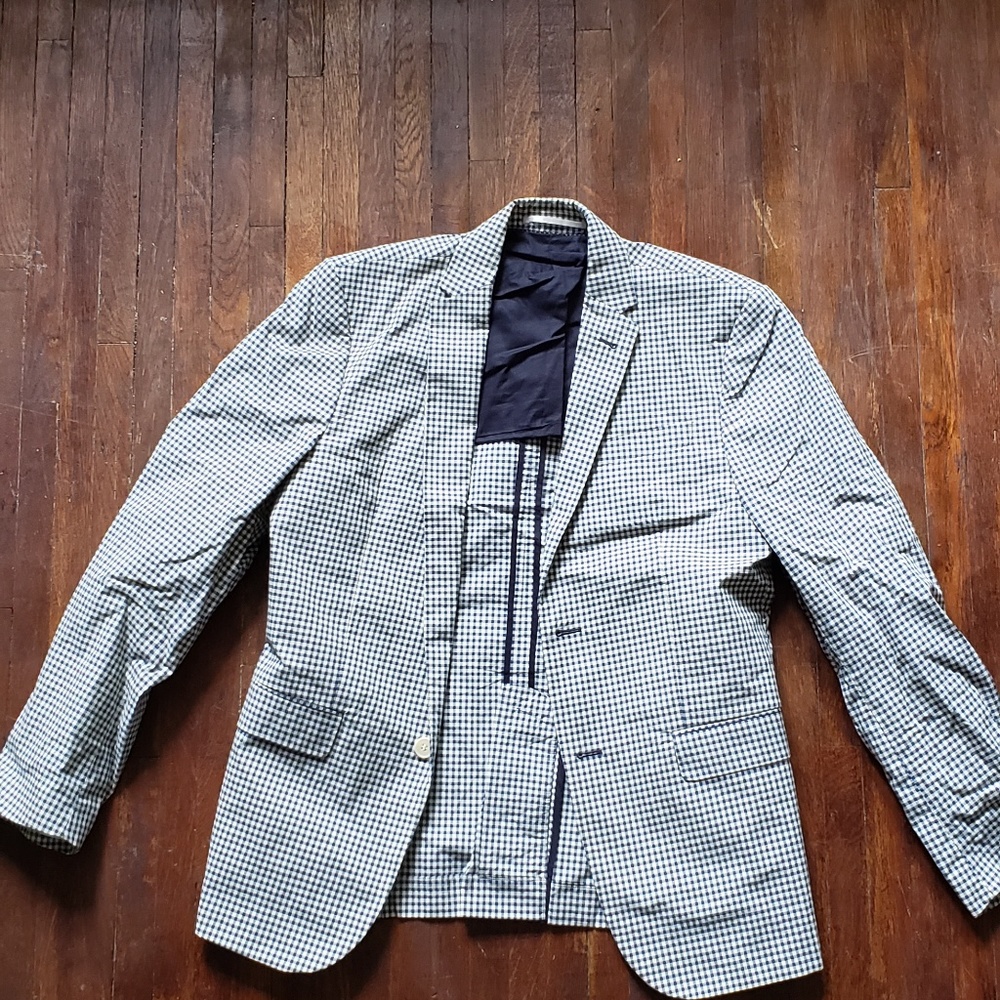 White-and-Blue Check Summer Sport Coat